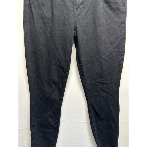 Paige Hoxton Ankle black denim w/ raw hem/ ankle fray size 32 - Picture 3 of 11